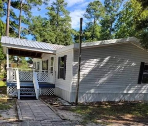 41a5165f 75fb 4488 8344 76e5c4270129