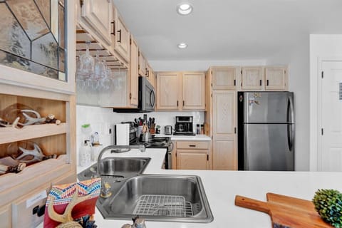 Enjoy the freedom of cooking in our modern, fully equipped kitchen.