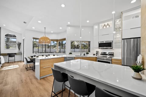 View in to amazing kitchen 