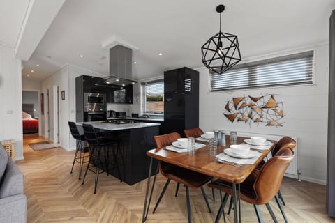 Countryside, Waterside Views