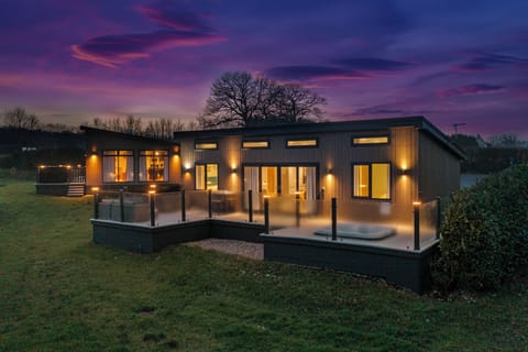 Countryside, Waterside Views