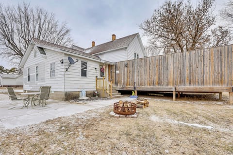 North Freedom Vacation Rental | 2BR | 1BA | 1,200 Sq Ft | 5 Steps Required