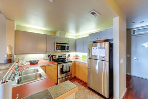 Kitchen | Drip Coffee Maker | Espresso Machine | Blender | Cooking Basics