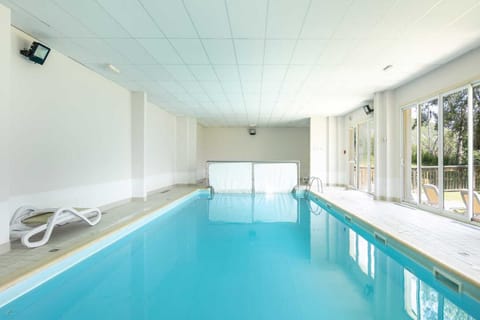 Holiday Home Swimming Pool