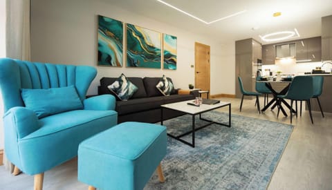 Deluxe - Living/Kitchen