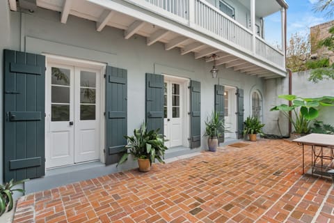 Courtyard & Rear Maisonette