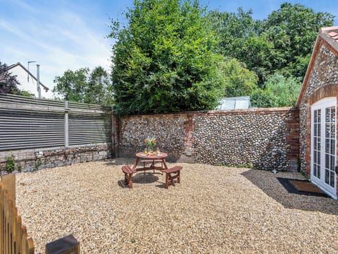 Outdoor | Rose Cottage, South Creake