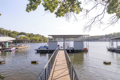 LAKEOZARKVACATION.COM