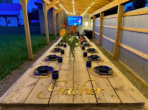 Outdoor dining