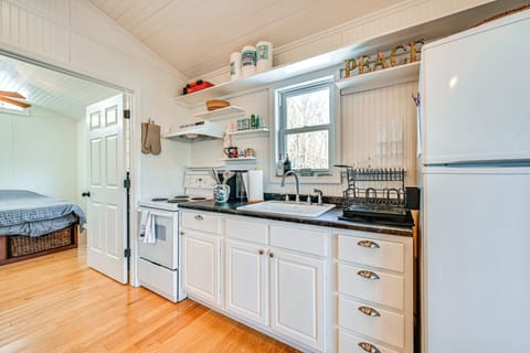 Kitchen | Guest House | Keurig Coffee Maker | Cooking Basics | Dishware/Flatware