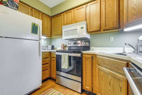 Cooking Basics | 2nd Floor | Drip & Keurig Coffee Makers | Dishwasher