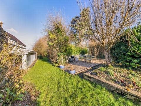 Garden | The Owl Barn - House In The Yard, Gaerwen