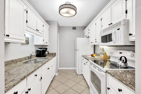 Fully equipped kitchen for your culinary exploits.