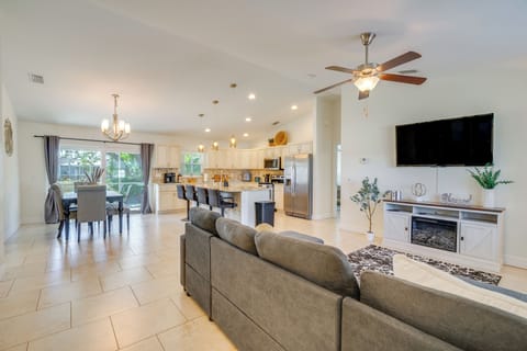 North Port Vacation Rental | 3BR | 2BA | Step-Free Access | 1,427 Sq Ft