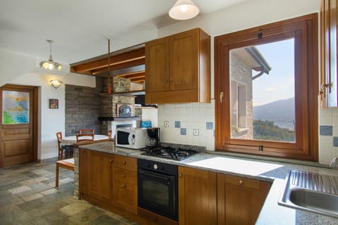 Villa Bernardino - San Bernardino Verbano, Lake Maggiore - NORTHITALY VILLAS