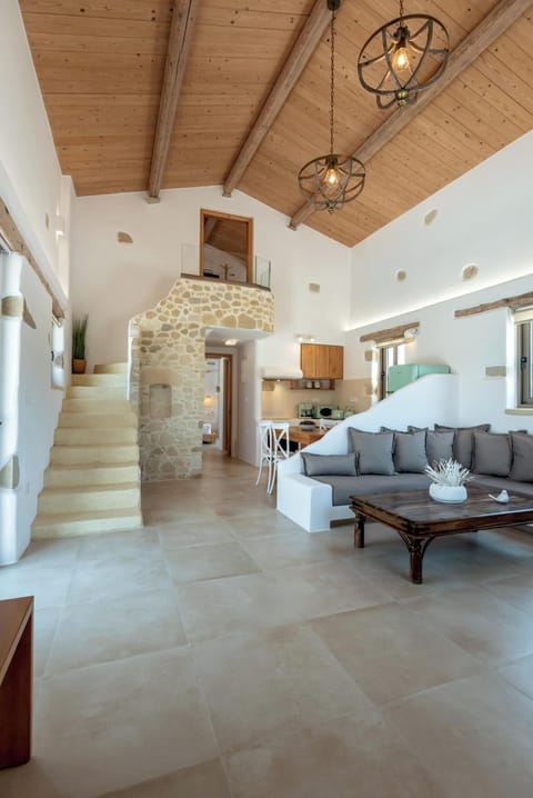 Grand and Sophisticated Living Spaces