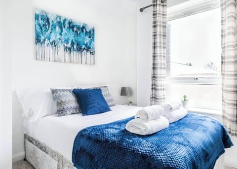 Your Cozy Getaway Awaits, Book Your Stay Now! (1)