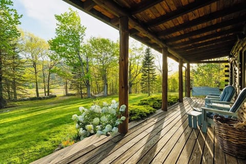Front porch with spectacular mountain views