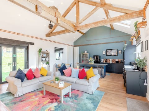 Open plan living space | Tank Barn, Leighton, near Welshpool