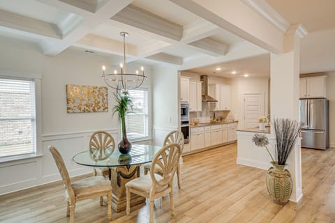 Dining Table | Dishware & Flatware | 1st Floor