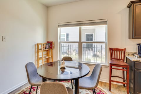 Dining Area | 1st Floor