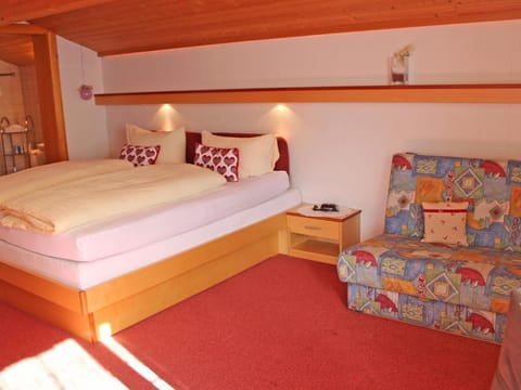 Familienappartement - Appartements Drei Wannen Apartment in Fontanella