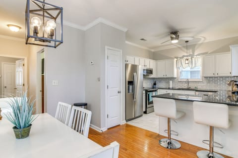 Dining Room | 1st Floor | Dining Table