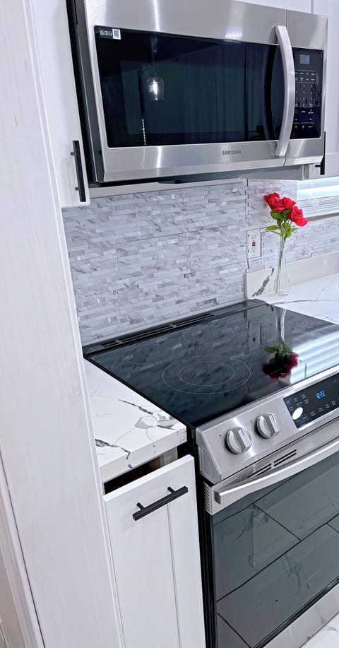 Microwave, Stove, Oven.