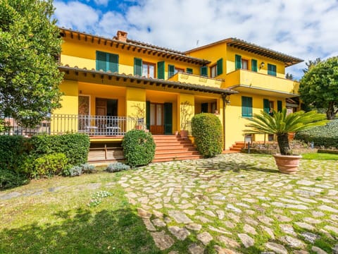 Home, Garden, Estate, Lawn, Hacienda, Landscaping, Villa, Farmhouse, Yard, Balcony