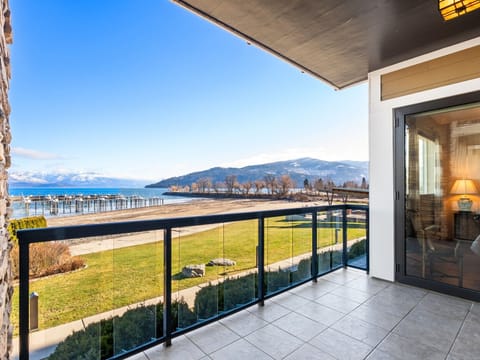 Seasons at Sandpoint - Condo 135