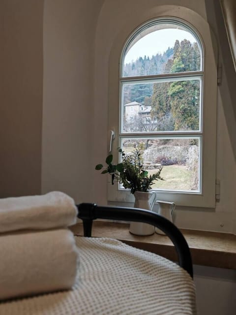 97593d85-4dfd-4a04-bd9c-c113ba7aa3a5