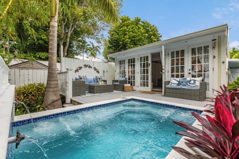 Refreshing dip pool