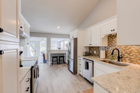 Tall Timbers kitchen