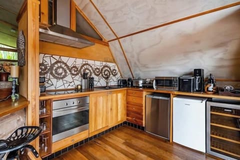 87c373ca 679a 497a a08a 25a4d1de6612