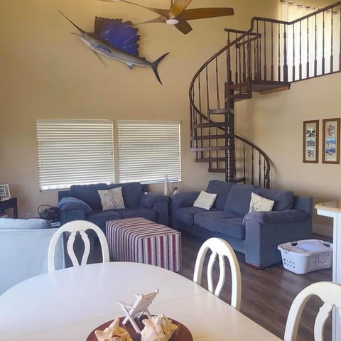 2c78eb5a-b3d4-4992-b6e4-d839a686be6a