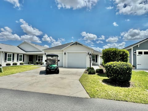Life's a Beach with Golf Cart for Guest Use!