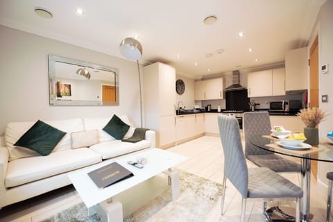 Living/Dining Room/Kitchen