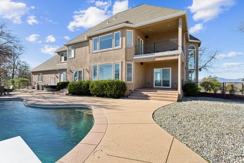 Path, Walkway, Flagstone, Pool, Water