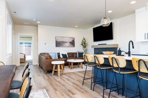 The heart of the home, cook, chat, and relax all together here