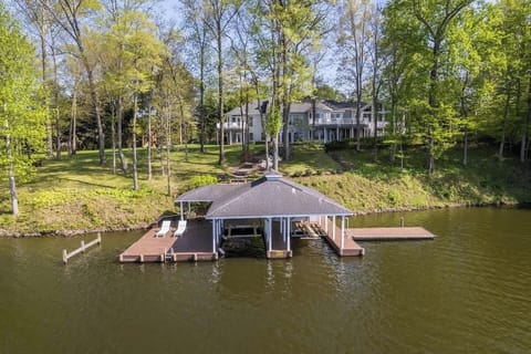 A drone shot of our huge swimming docks, perfect for tanning and lounging 