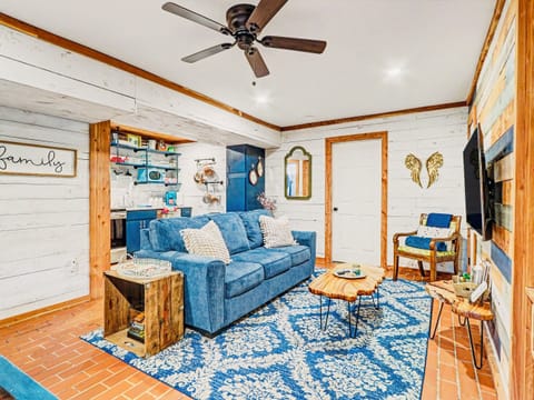 The warm cedar interior welcomes you home after exploring Hot Springs