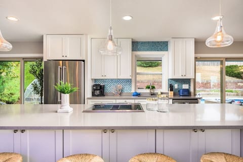 Open, Spacious, and Recently Updated Full Kitchen with Bar Seating