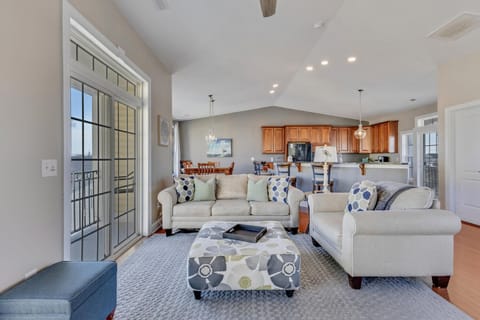 Main Living Area (3rd Floor)