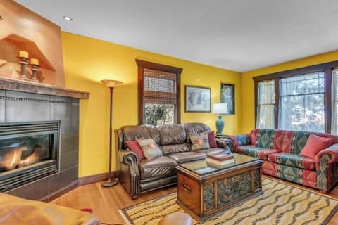 Living room with gas fireplace.