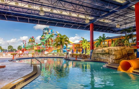 In the mood for some afternoon water splashes and lots of fun? Then you should go to CoCo Key Water Park