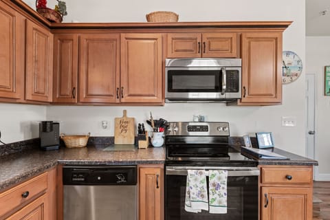 11-211 Dorchester St Unit A-11