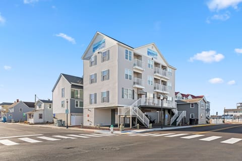 01-211 Dorchester St Unit A-1