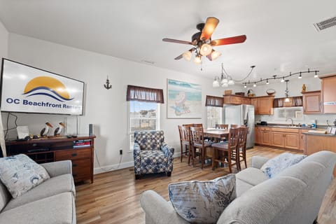 02-211 Dorchester St Unit A-2