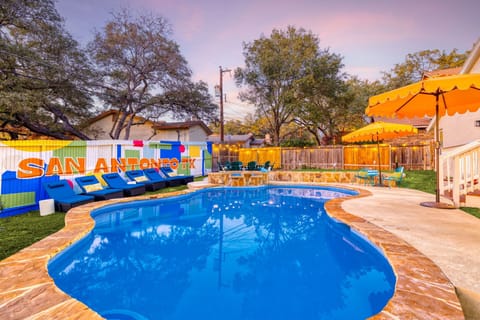 Enjoy perfect poolside relaxation, no matter the season, with our heated private pool!