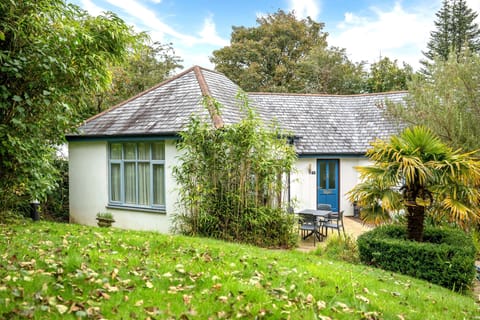 Stables sleeps 4 exterior cottage the valley cornwall